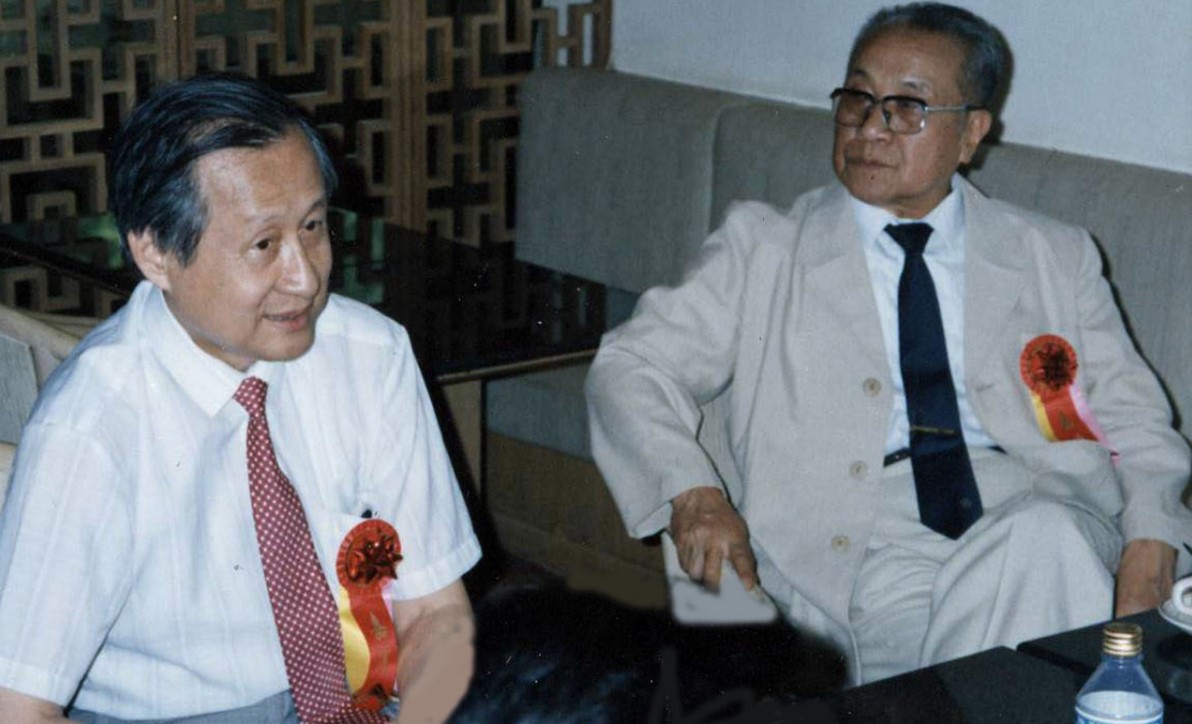 中國經(jīng)濟(jì)體制改革基金會高尚全:追思安志文同志